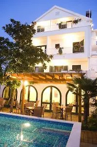 Maison d'hôtes Castelletto 3*