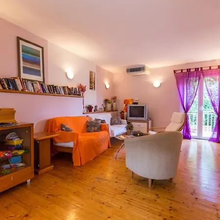 Castelletto Guest house 3*
