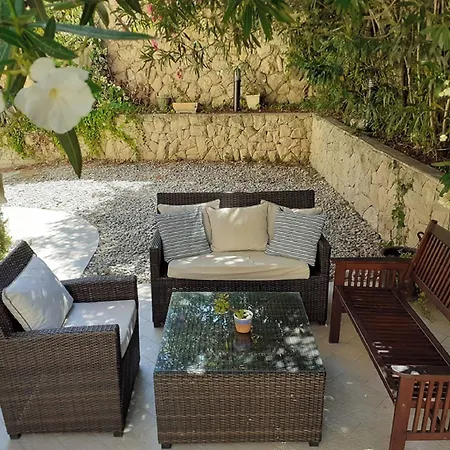 Castelletto בית הארחה 3*